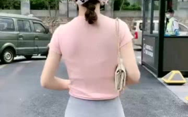 街拍美女网,街拍美女网带你领略都市风采